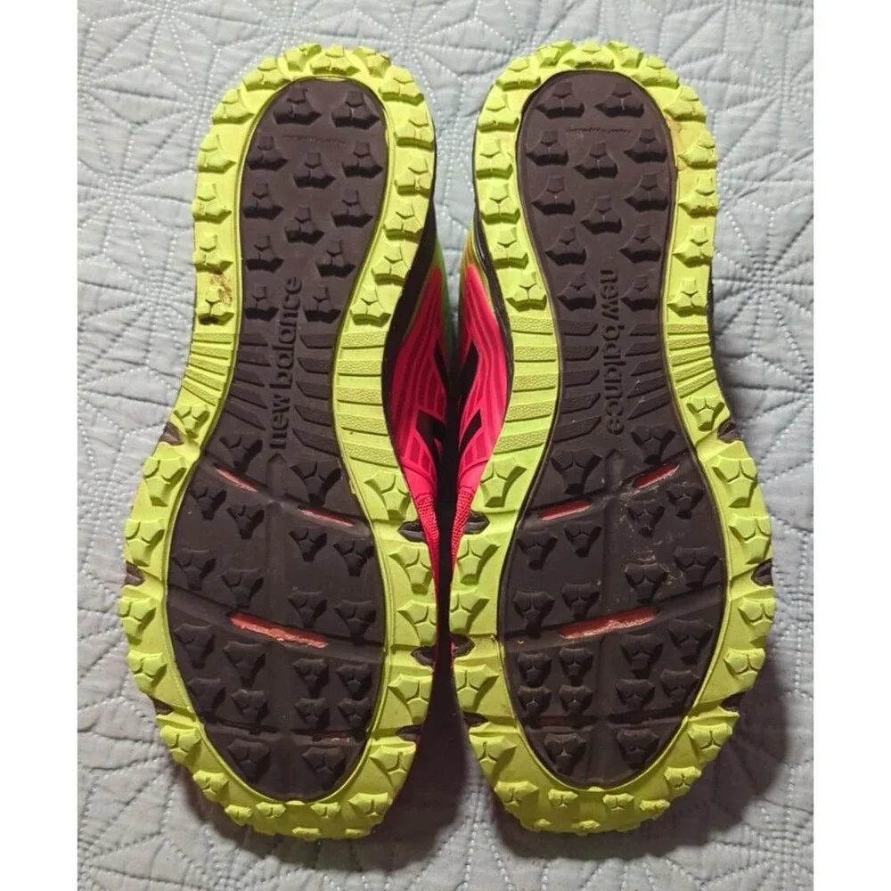 New Balance Men’s MT910v4 Trail Running Sneakers Sz 9.5 Orange Lime Green Vibram